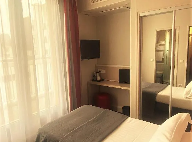 Le Richemont 3* Париж