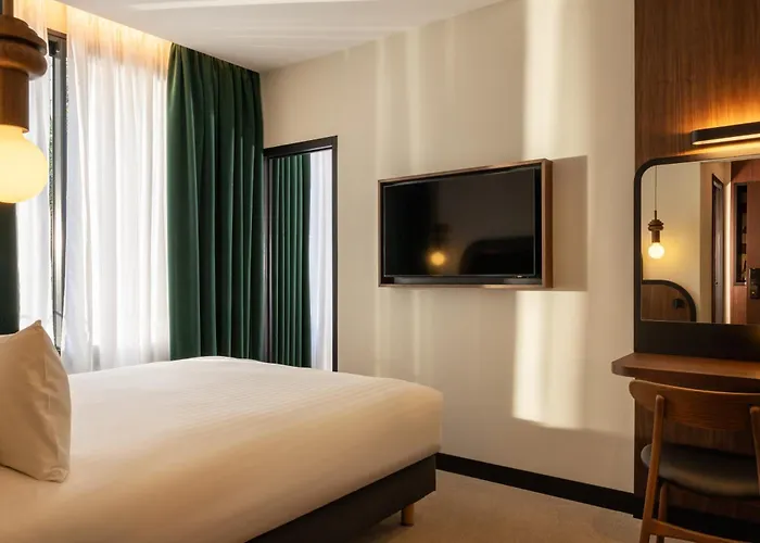 Hotel Le Richemont Paris