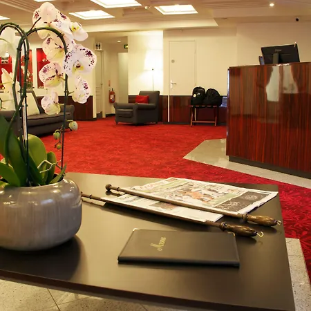 מלון Le Richemont פריז