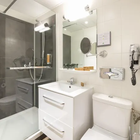 Le Richemont Hotel 3*