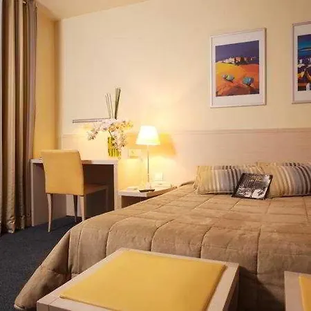 Le Richemont Hotel Paris