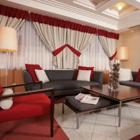 Hotel Le Richemont Paris