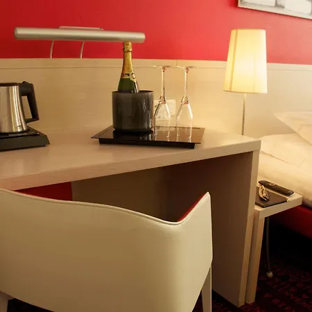 Hotel Le Richemont Paris